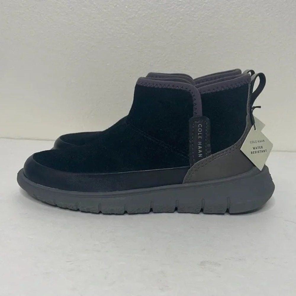 Cole Haan ZeroGrand Womens Size 5 Black Suede Winter Snow Ankle Bootie Boots